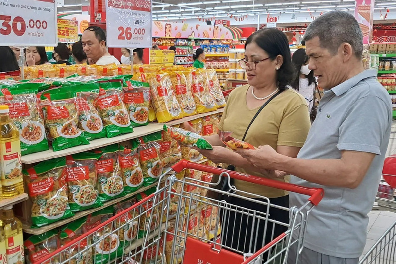 On average, CPI increased by 3.27% over the same period last year in 10 months. Illustrative photo