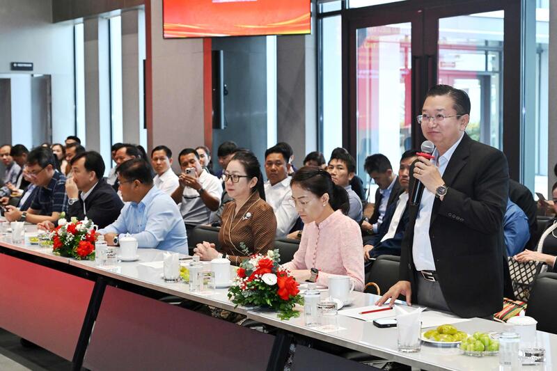 Cục trưởng Cục Công nghiệp chế biến, Bộ Công Thương Lào bày tỏ vui mừng trước những thành công của Tập đoàn Thành Công.