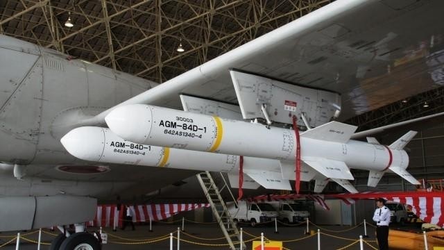 Từ thập niên 1970, Harpoon đã trở thành vũ khí khiến mọi hạm đội dè chừng. Ảnh: Military