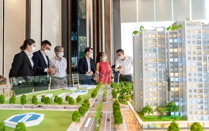 Thị trường bất động sản hiện nay đang trong trạng thái “mua cao, bán cao”. Ảnh: Quốc Anh.