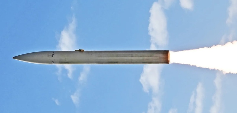 Tốc độ vượt Mach 5-7, khả năng đổi hướng khi lướt và bệ phóng cơ động khiến Dark Eagle khó bị phát hiện. Ảnh: Military.