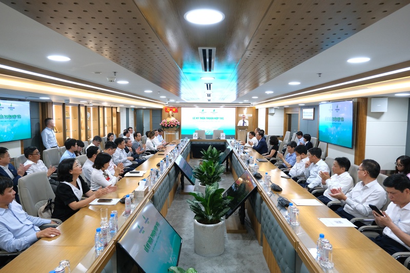 Toàn cảnh Lễ ký kết (Ảnh PVOIL)