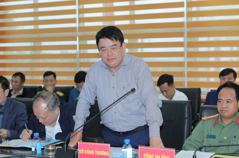 Ông Nguyễn Tiến Hiệu, Giám đốc Sở Công Thương Thanh Hóa phát biểu tại buổi làm việc. Ảnh: Minh Hiếu