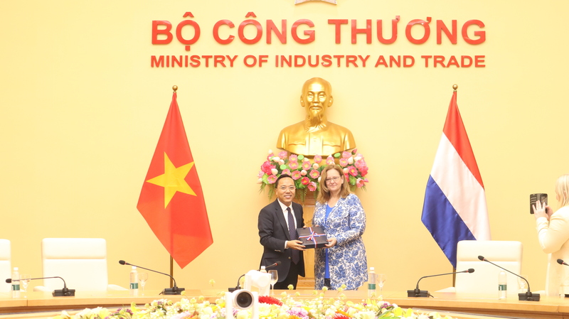 Việt Nam luôn coi Hà Lan là đối tác kinh tế quan trọng hàng đầu tại châu Âu