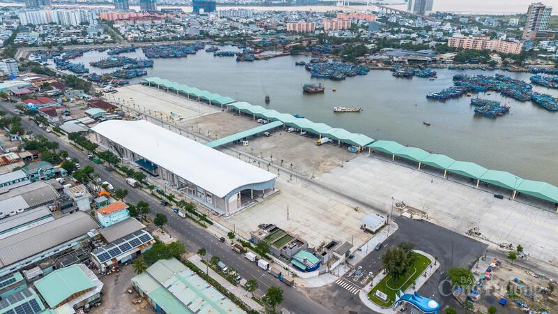 Dự án Nâng cấp, mở rộng cảng cá Thọ Quang (giai đoạn 2) khởi công từ tháng 1/2024, với tổng mức đầu tư 250 tỷ đồng.