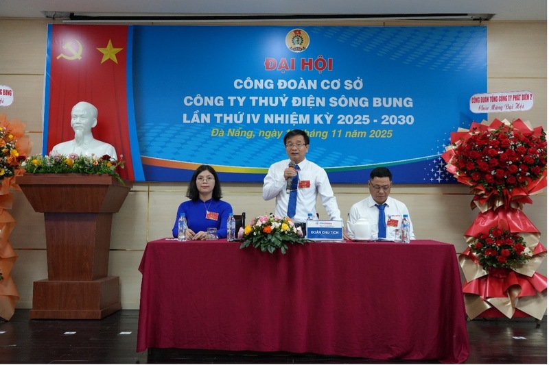 Đoàn Chủ tịch điều hành Đại hội