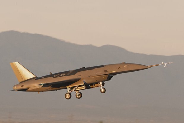 UAV YFQ-44A thực hiện chuyến bay thử đầu tiên. Ảnh: Topwar