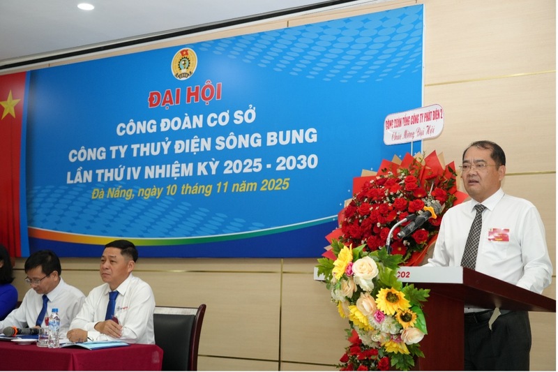 Ông Nguyễn Thành Trung – Bí thư Đảng ủy, Giám đốc Công ty phát biểu chỉ đạo, định hướng các nhiệm vụ trọng tâm tại Đại hội