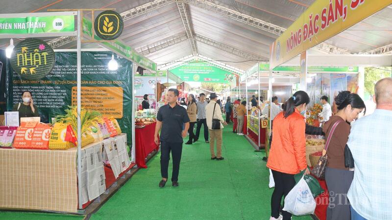 Không gian đa sắc tại Hội chợ Triển lãm nông nghiệp quốc tế lần thứ 25 - 7