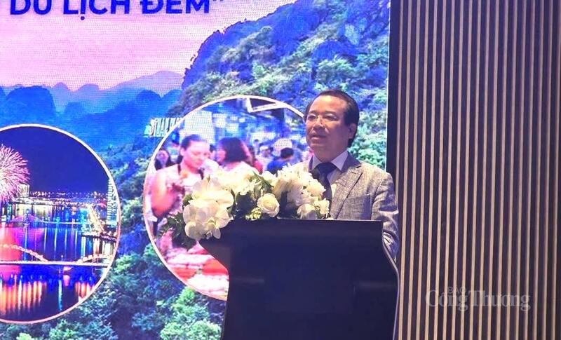 Tiến sĩ Hà Văn Siêu, Phó Cục trưởng Cục Du lịch Quốc gia Việt Nam phát biểu tại hội nghị