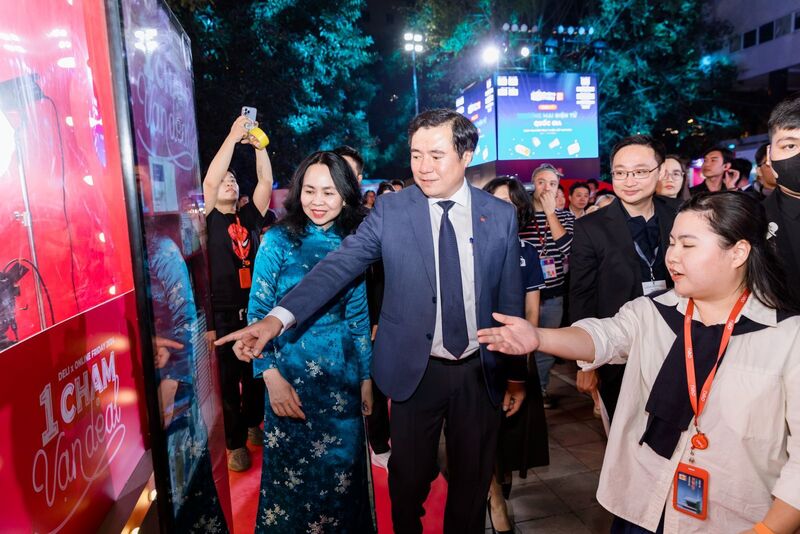 Chương trình Online Friday 2024