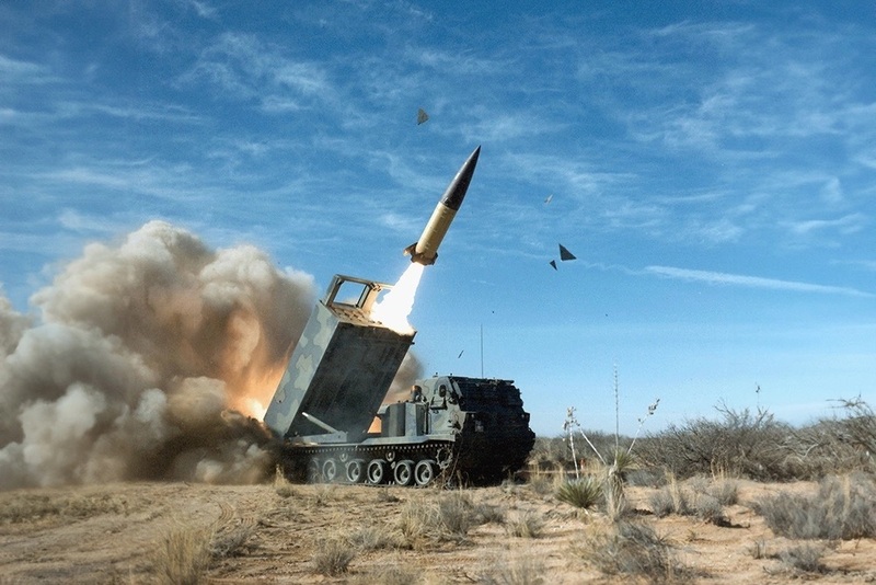 ATACMS adalah alat strategis untuk operasi serangan mendalam, yang memaksa musuh untuk membubarkan pasukannya dan mengungkap kelemahannya. Foto: Angkatan Darat AS