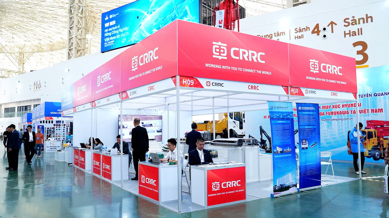 Triển lãm và hội nghị quốc tế chuyên ngành đường sắt - hạ tầng lần đầu tiên tổ chức tại Việt Nam. Ảnh: Thái Mạnh