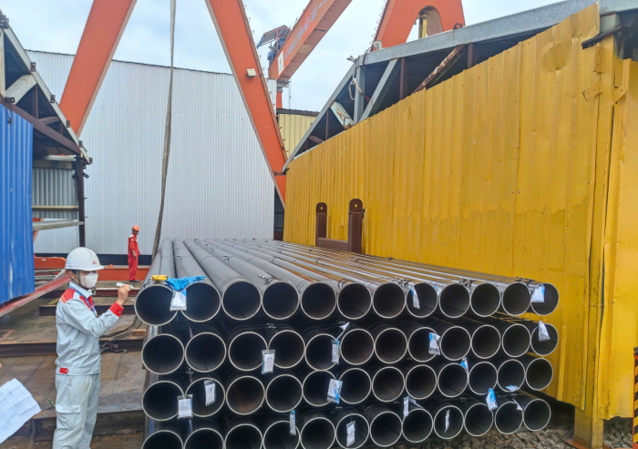 Ống thép đen tròn đường kính cỡ lớn Hòa Phát cung cấp vào dự án Trung tâm Hội nghị và Dịch vụ Cộng đồng APEC 2027 tại Phú Quốc