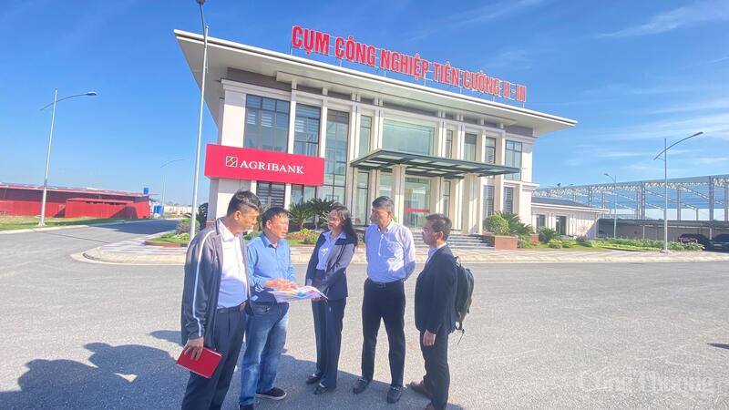 Đoàn công tác thăm và làm việc tại Cum công nghiệp Tiên Cường II, TP. Hải Phòng.