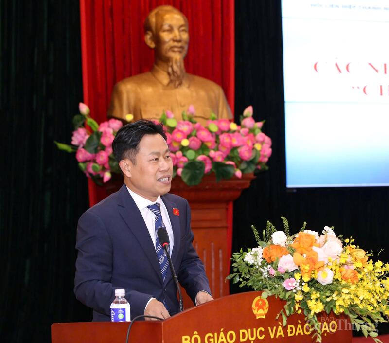 Thứ trưởng Bộ Giáo dục và Đào tạo Lê Quân phát biểu tại chương trình