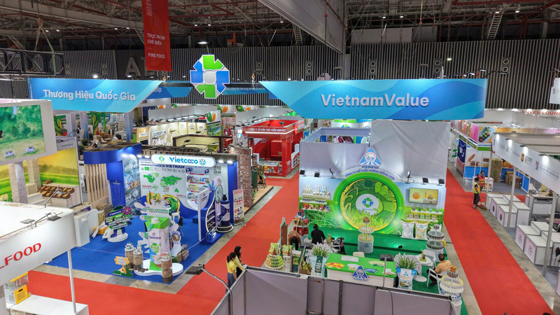 Khu gian hàng Thương hiệu Quốc gia Việt Nam tại Vietnam Foodexpo 2025. Ảnh: XTTM