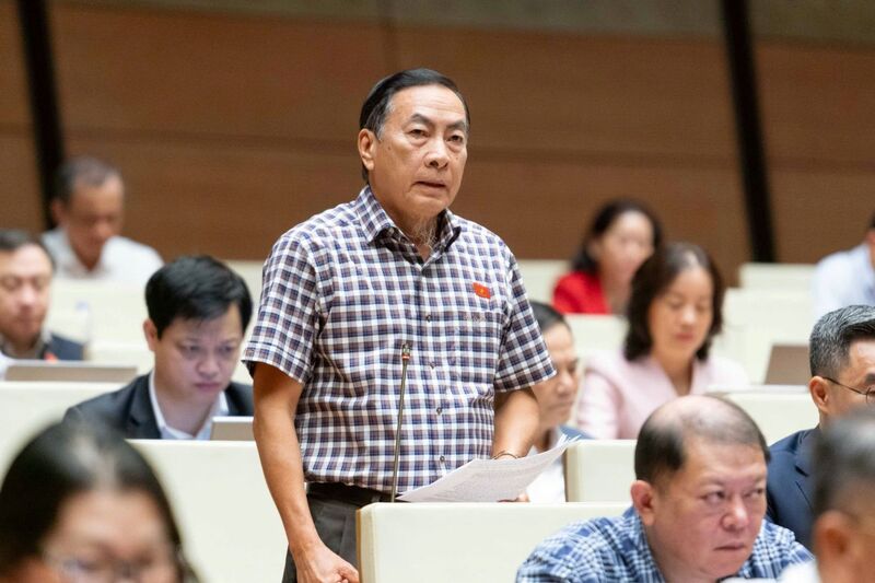 Đại biểu Phạm Văn Hòa- đoàn Đồng Tháp (đoàn Đồng Tháp). Ảnh: QH