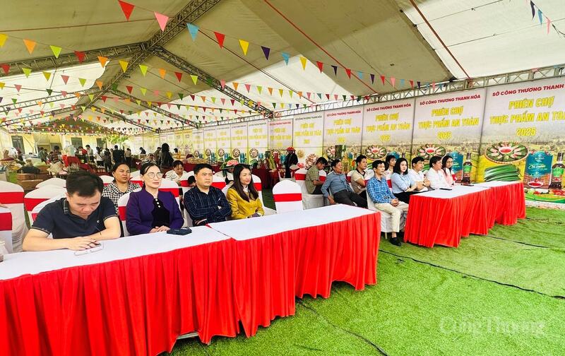 Đây cũng là hoạt động thiết thực nhằm quảng bá, tiêu thụ sản phẩm nông sản – thực phẩm an toàn, đặc sản địa phương, góp phần xây dựng thói quen tiêu dùng bền vững và thúc đẩy phong trào Người Việt Nam ưu tiên dùng hàng Việt Nam.