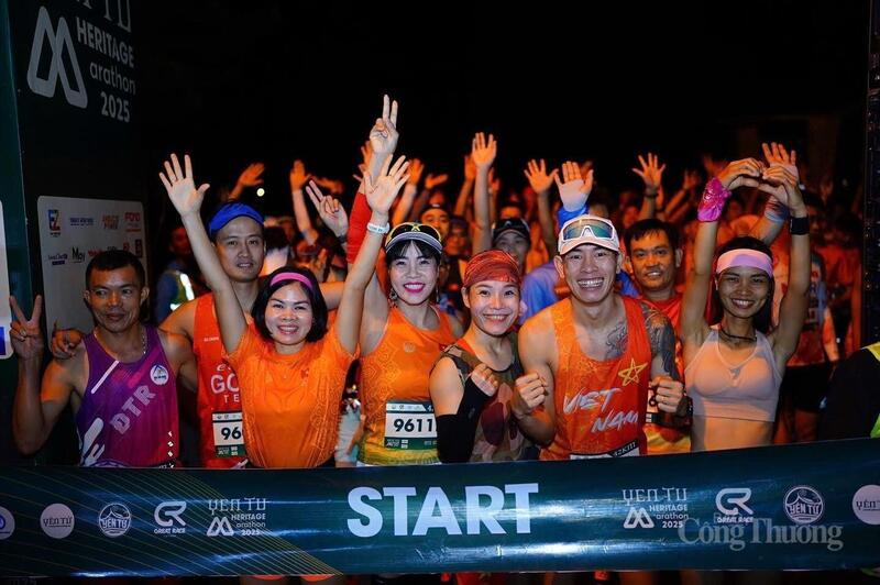 Các vận động viên tham gia giải chạy.