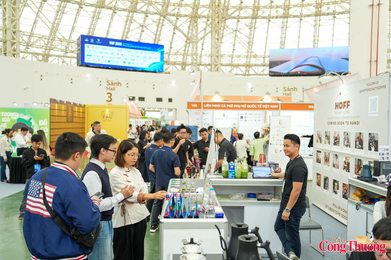 Các doanh nghiệp cà phê – trà Việt Nam tham dự với định vị “From Vietnam to the World”, thể hiện tham vọng chuyển từ xuất khẩu thô sang mô hình chế biến sâu, gia tăng giá trị.
