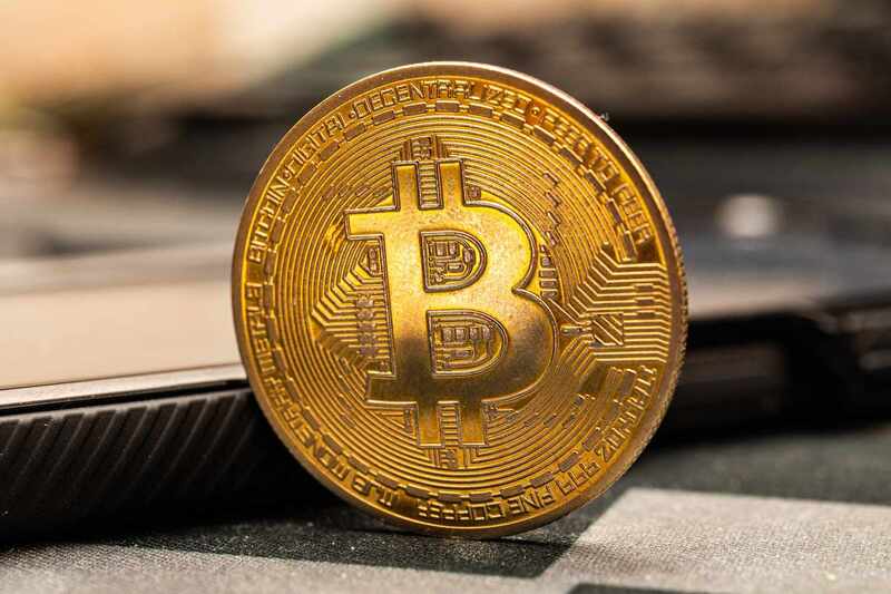 Giá Bitcoin tiếp tục giảm và xóa sạch hơn 30% mức tăng từ đầu năm 2025. Ảnh minh hoạ: Getty Images.