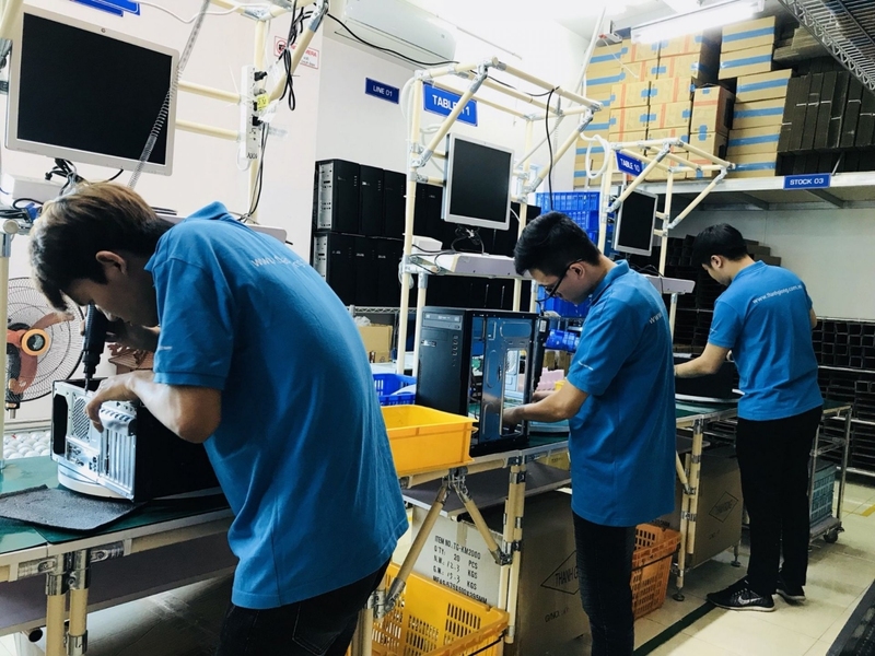 Chuyển đổi số đã giúp Công ty Máy tính Thánh Gióng giảm sản phẩm lỗi từ 2% xuống còn 1%. Ảnh: TG