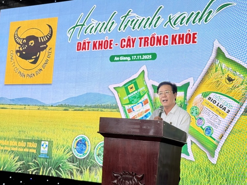 Ông Ngô Văn Đông - Tổng giám đốc Công ty CP Phân bón Bình Điền phát biểu tại buổi khởi động chương trình “Hành trình xanh - Đất khỏe - Cây trồng khỏe”