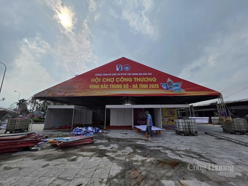 Mọi hạng mục đang được hoàn thiện, sẵn sàng cho ngày khai mạc 19/11/2025. Ảnh: Trọng Tùng