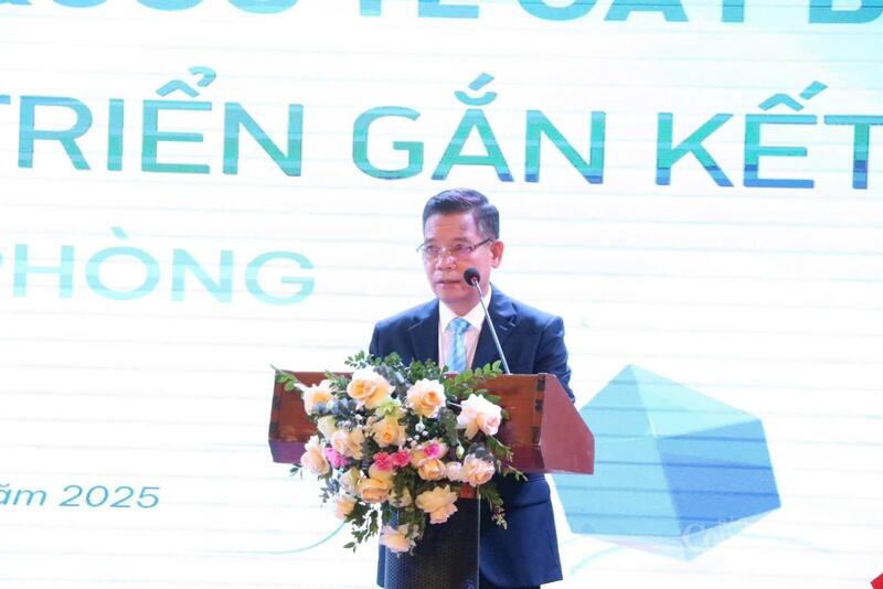 Ông Lê Huy Trường, Phó Giám đốc Cảng Hàng không quốc tế Cát Bi phát biểu