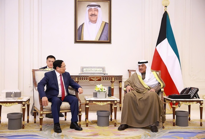 Thủ tướng Chính phủ Phạm Minh Chính hội kiến Hoàng Thái tử Nhà nước Kuwait Sheikh Sabah Khaled Al-Hamad Al-Sabah - Ảnh: VGP/Nhật Bắc