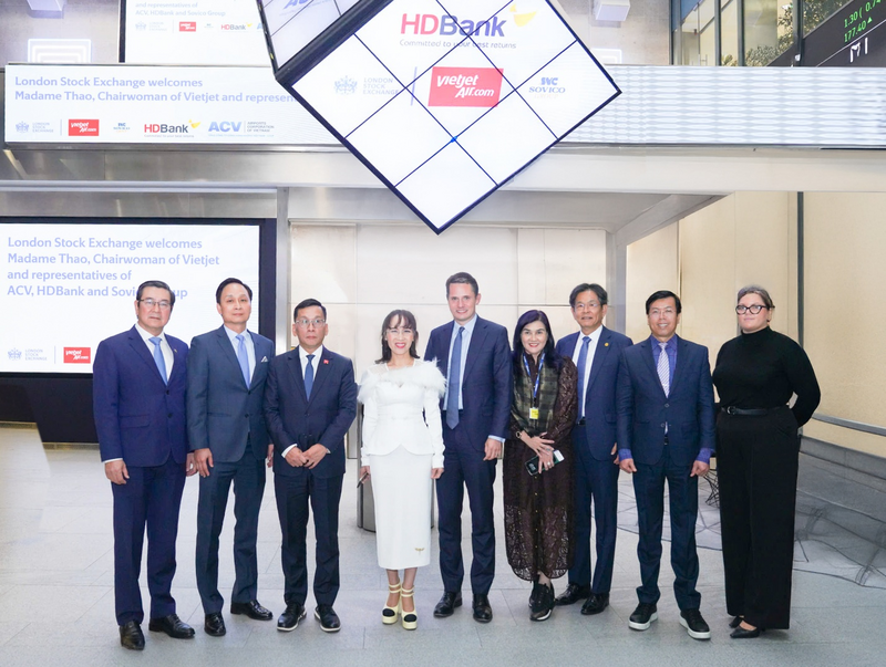 Pemimpin HDBank melawat dan bekerja di Bursa Saham London