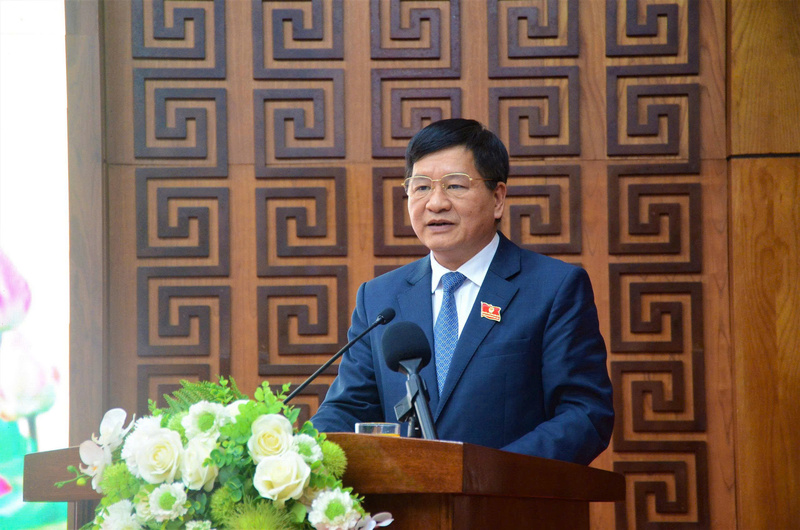 Ông Lê Thành Đô, Chủ tịch HĐND tỉnh Điện Biên phát biểu tại kỳ họp (Ảnh: Thủy Lan)