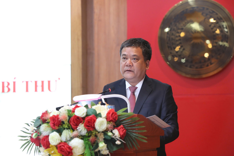 Đồng chí Trần Phong, Phó Bí thư Tỉnh ủy Khánh Hòa phát biểu nhận nhiệm vụ.