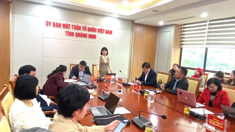 Lãnh đạo Ban Tuyên giáo và Dân vận Tỉnh ủy Quảng Ninh phát biểu