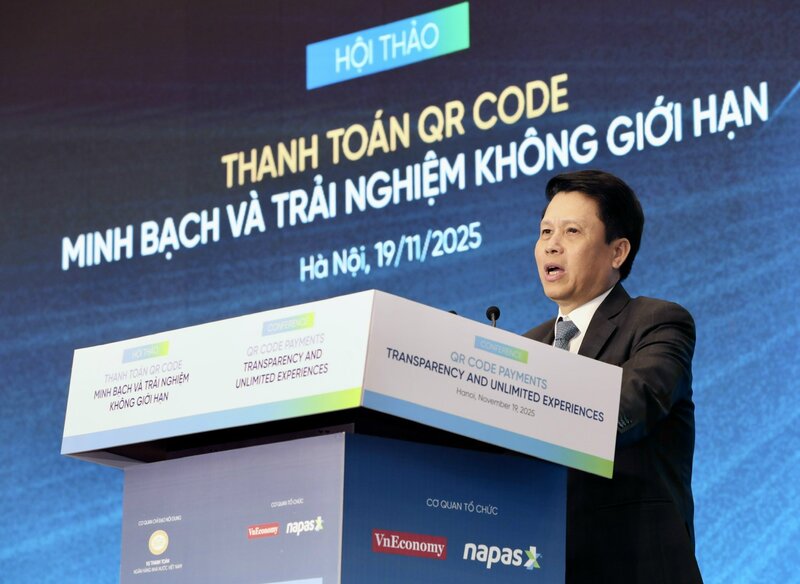 ទេសាភិបាលរងធនាគាររដ្ឋ Pham Tien Dung ថ្លែងក្នុងសិក្ខាសាលា។ រូបថត៖ Lan Anh