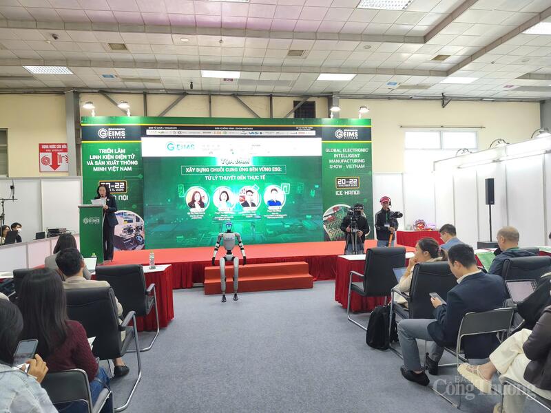 Tọa đàm “Xây dựng chuỗi cung ứng bền vững ESG: Từ lý thuyết đến thực tế” diễn ra vào chiều 20/11. Ảnh: NH