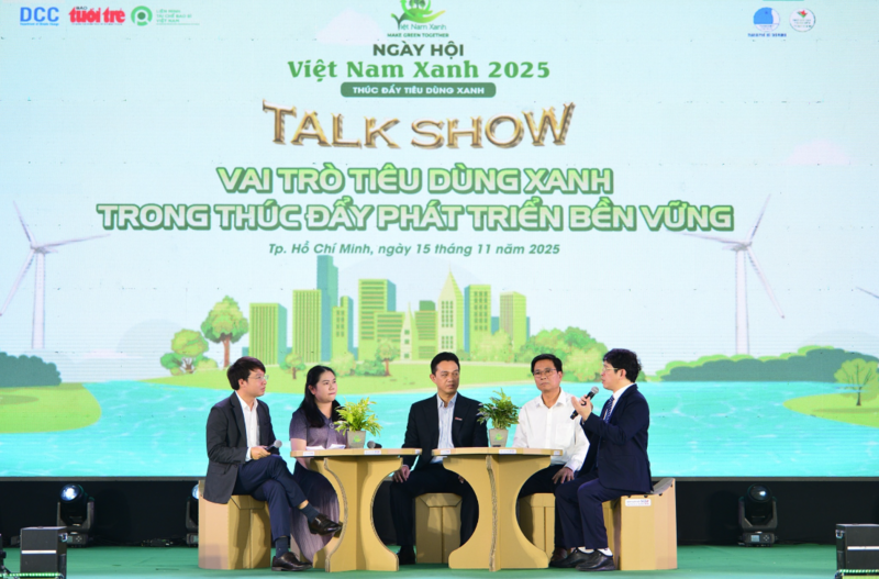 PGS.TS Nguyễn Đình Thọ, Phó Viện trưởng Viện Chiến lược, Chính sách Nông nghiệp và Môi trường chia sẻ tại Ngày hội Việt Nam Xanh 2025. Ảnh: BTC