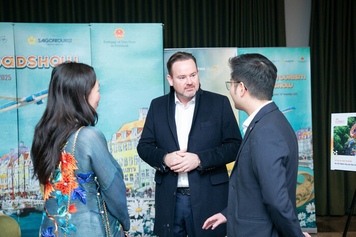 Tại Chương trình Xúc tiến Du lịch Việt Nam – châu Âu, Vietnam Airlines làm việc với các đối tác du lịch – hàng không, khẳng định vai trò cầu nối thúc đẩy lượng khách hai chiều.