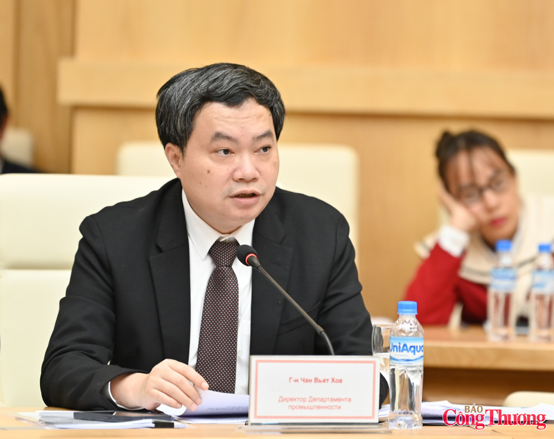 Ông Trần Việt Hòa - Cục trưởng Cục Công nghiệp, Bộ Công Thương chia sẻ nhiều định hướng thúc đẩy hợp tác công nghiệp hai nước trong thời gian tới.