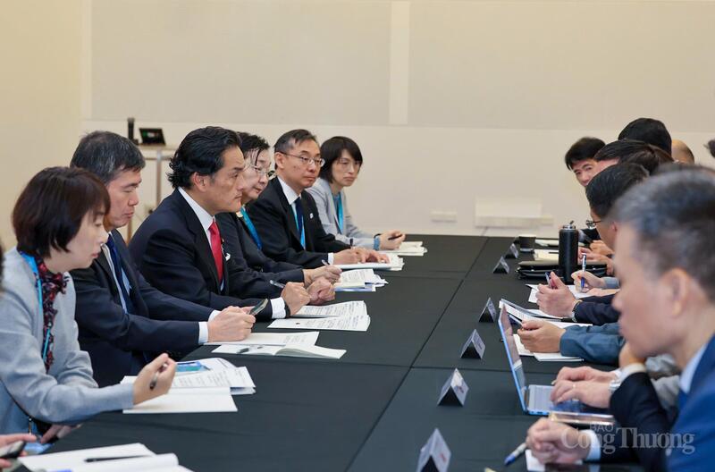 Đoàn làm việc phía Nhật Bản