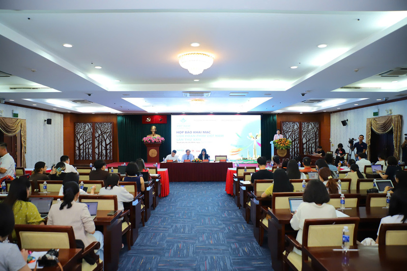 Toàn cảnh họp báo Liên hoan Phim Việt Nam lần thứ XXIV năm 2025.
