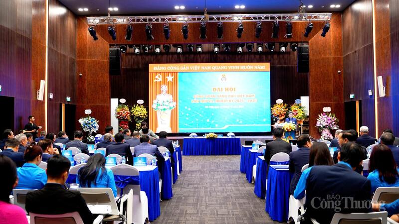 Đại hội Công đoàn Xăng dầu Việt Nam lần thứ VII, nhiệm kỳ 2025 - 2030. Ảnh: Thái Mạnh