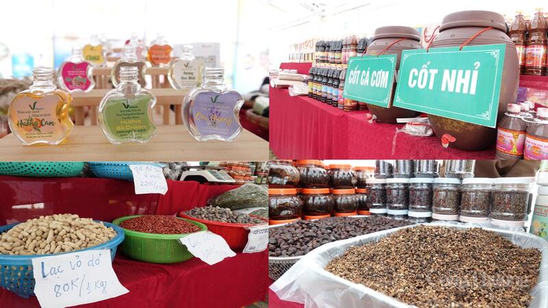 Nhiều sản phẩm nông sản, hải sản mang các cơ sở sản xuất mang đến phiên chợ