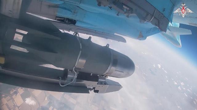 Bom lượn dẫn đường UPAB-1500TV-E. Ảnh: Bộ Quốc phòng Nga