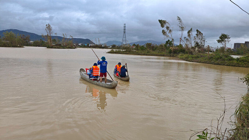 Những bước chân đi về phía nhân dân - 3