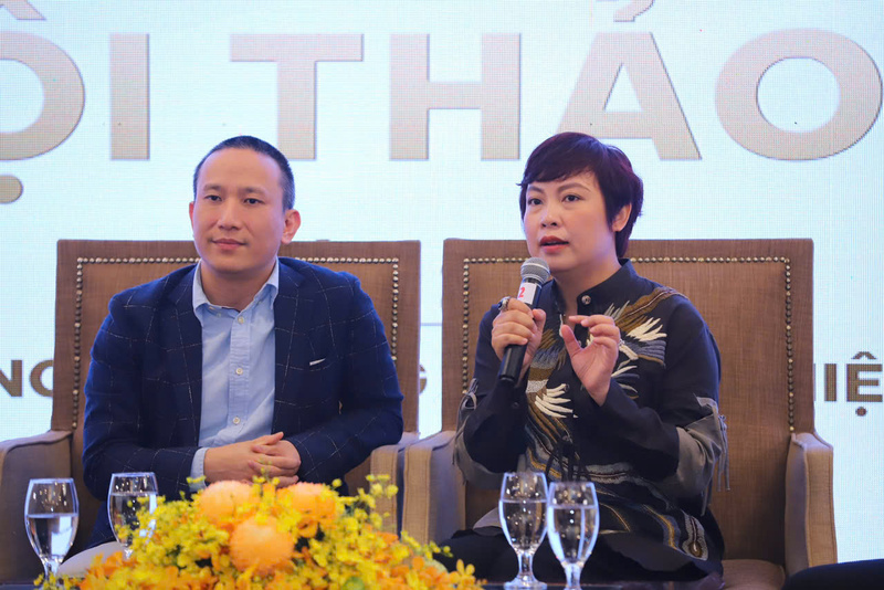 Đạo diễn Đặng Thái Huyền chia sẻ tại sự kiện.