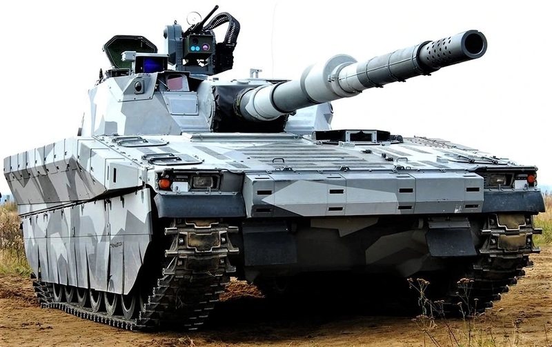 CV90 ត្រូវ​បាន​គេ​ដាក់​រហស្សនាម​ថា​ខ្មោច​ពាសដែក ដោយសារ​សមត្ថភាព​លាក់ខ្លួន​ពី​ការ​ស៊ើប​អង្កេត​កម្ដៅ។ រូបថត៖ យោធា។