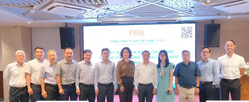 Lãnh đạo PVOIL và các thành viên Hội đồng khoa học Tổng công ty tham gia Hội thảo (Ảnh: PVOIL)