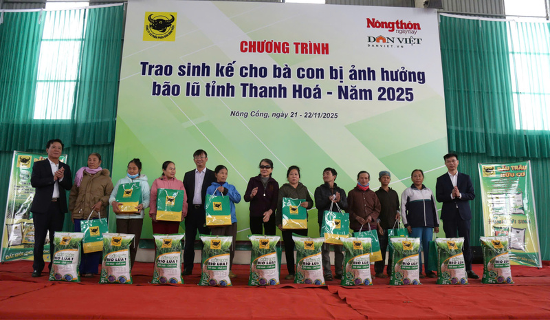 Chương trình trao gói sinh kế đi kèm chuyển giao kỹ thuật canh tác tiên tiến cho bà con nông dân.